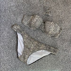 Black & cream Victoria’s Secret snakeskin bikini